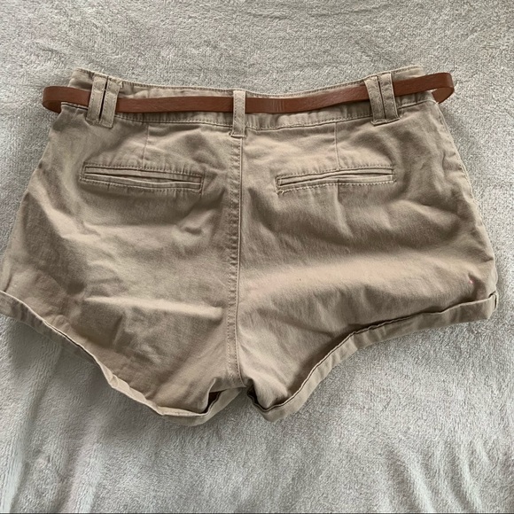 Tan shorts by ambiance apparel size sm with belt - Picture 3 of 7